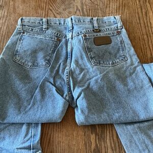 Wrangler Light Blue Relaxed Fit Jeans